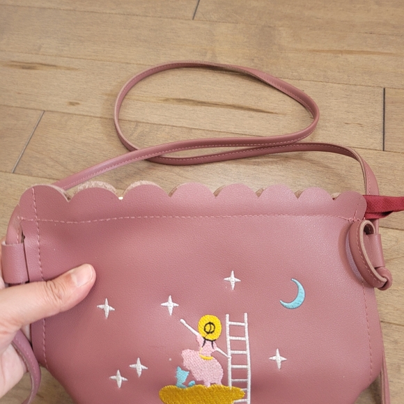 Dusty pink leather purse with embroidery - Picture 3 of 5